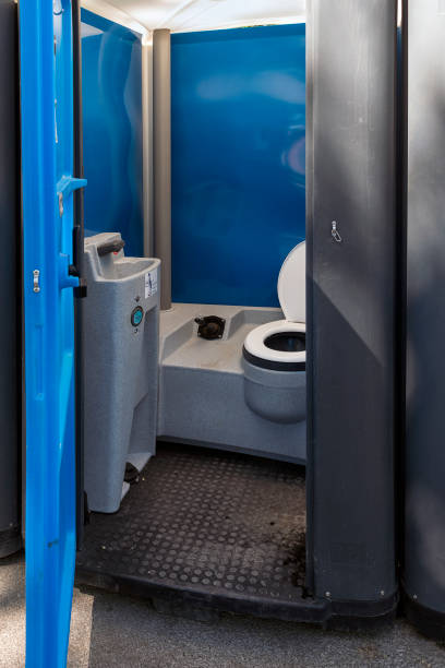 Best Portable restroom trailer rental  in Cedarburg, WI