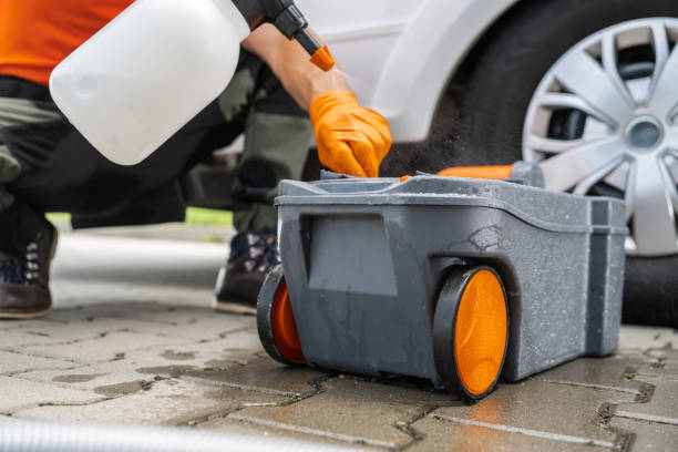 Best Porta potty delivery and setup  in Cedarburg, WI